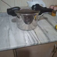 زودپز ۶ لیتری خارجی