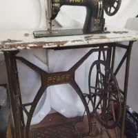 چرخ خیاطی قدیمی