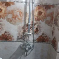 بند کشی نصب کاشی سرامیک و رفع نم سرویس ها و تخریب