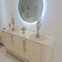 میز به همراه عسلی و کنسول در حد نو