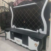 فروش یک عدد زیر تلویزیونی در حد نو