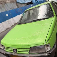 تاکسی روآ آماده به کار گردشی