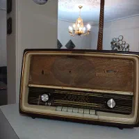 رادیو قدیمی
