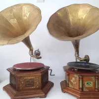 گرامافون هندلی گرام
