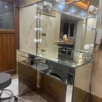 اینه و کنسول ارایشگاه