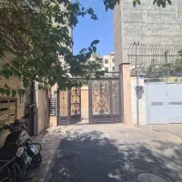 46-متری-ط-اول-غرق-در-نور-نقاشی-شده-نظام-آباد