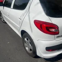 ۲۰۷ اتومات سقف فلز