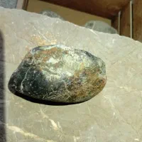 تعدادی سنگ  فروشی و یا ارزش