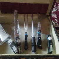 چاقو بزرگ و کوچک آشپزخانه و ساتور