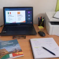 تدریس زبان ایتالیایی و اسپانیایی در آفیس