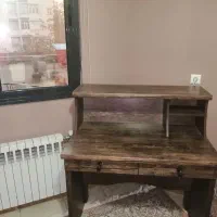 میز تحریر MDF شلف‌دار، دو کشو قفل‌دار، بسیار تمیز