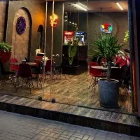 استخدام رستوران صندوقدار شیفت ظهر کمک اشپز شیفت شب