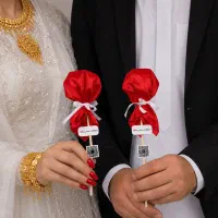 شاخه گل هدیه و یادبود عروسی با لیبل اختصاصی