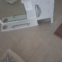 آینه سرویس بهداشتی