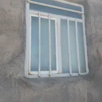 یک عدد پنجره بادوقطی