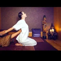 تمرین گروهی روش های درمانی سنتی تایلندی