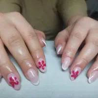 خدمات حرفه ای ناخن