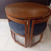 میز نهارخوری کم جا