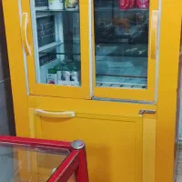 یک عدد یخچال سوپر مارکت کاملا سالم تو تمیز