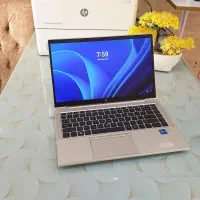 دستگاه elitebook فلزی خوش ساخت و زیبا