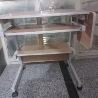 میز کامپیوتر  درحد نو بدونه خط خش