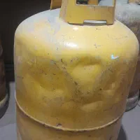 کپسول زرد