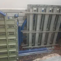 دو عدد تخت ی نفره وی خوش خواب تمیز ودر حد نو