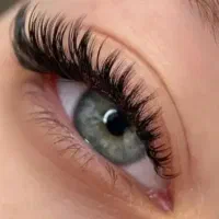 آموزش و خدمات اکستنشن و کاشت  و لیفت مژه