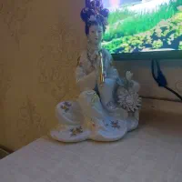 مجسمه مبروکا