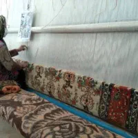 نیرو خانم کارگاه قالیبافی