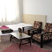 رزو سوییت /هتل/آپارتمان /اتاق/ اجاره هتل آپارتمان|اجارهٔ کوتاه‌مدت آپارتمان و سوئیت|مشهد, عنصری|دیوار