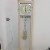ساعت ایستاده و آسیاب