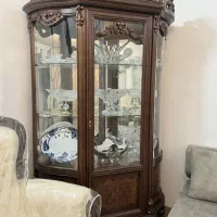 بوفه (ویترین) کلاسیک سلطنتی ، چوب منبت‌کاری شده
