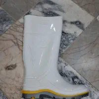 فروش انواع  چکمه  و اسپرت و دمپایی  کفش توکلی