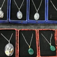 گردبند سنگ طبیعی با زنجیر