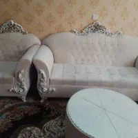مبل ۱۰ نفره و میز ۶ نفره  در حد نو