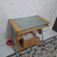 میز کامپیوتر چوپ و شیشه
