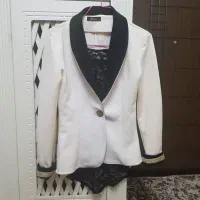 کت مجلسی تک بسیار شیک