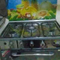 اجاق گازطرح فر تمیز همه شعله هاش کارمیکنن