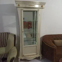 گنجه ، همراه با میز تلفن