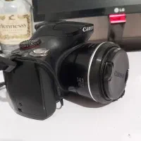 دوربین نیمه حرفه ای