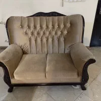 مبل و میز ناهارخوری