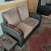 راحتی ۵ نفره همراه میز تی وی و عسلی
