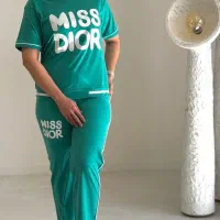 مدل خانم /عکاسی بدون چهره/ تیشرت