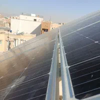 کار اموز یا کار گر برای پنل خورشیدی