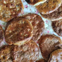 کلوچه و نان محلی(کاکول)بسیار خوش طعم وخوشمزه