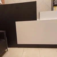 کانتر پذیرش و صندلی