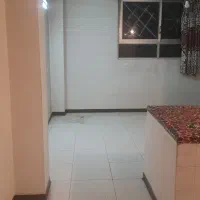 ۴۰ متر/طبقه سوم/ براردیبهشت/ بدون آسانسور