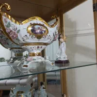 ظروف آنتیک و ویترین