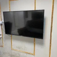 سه عدد LCD